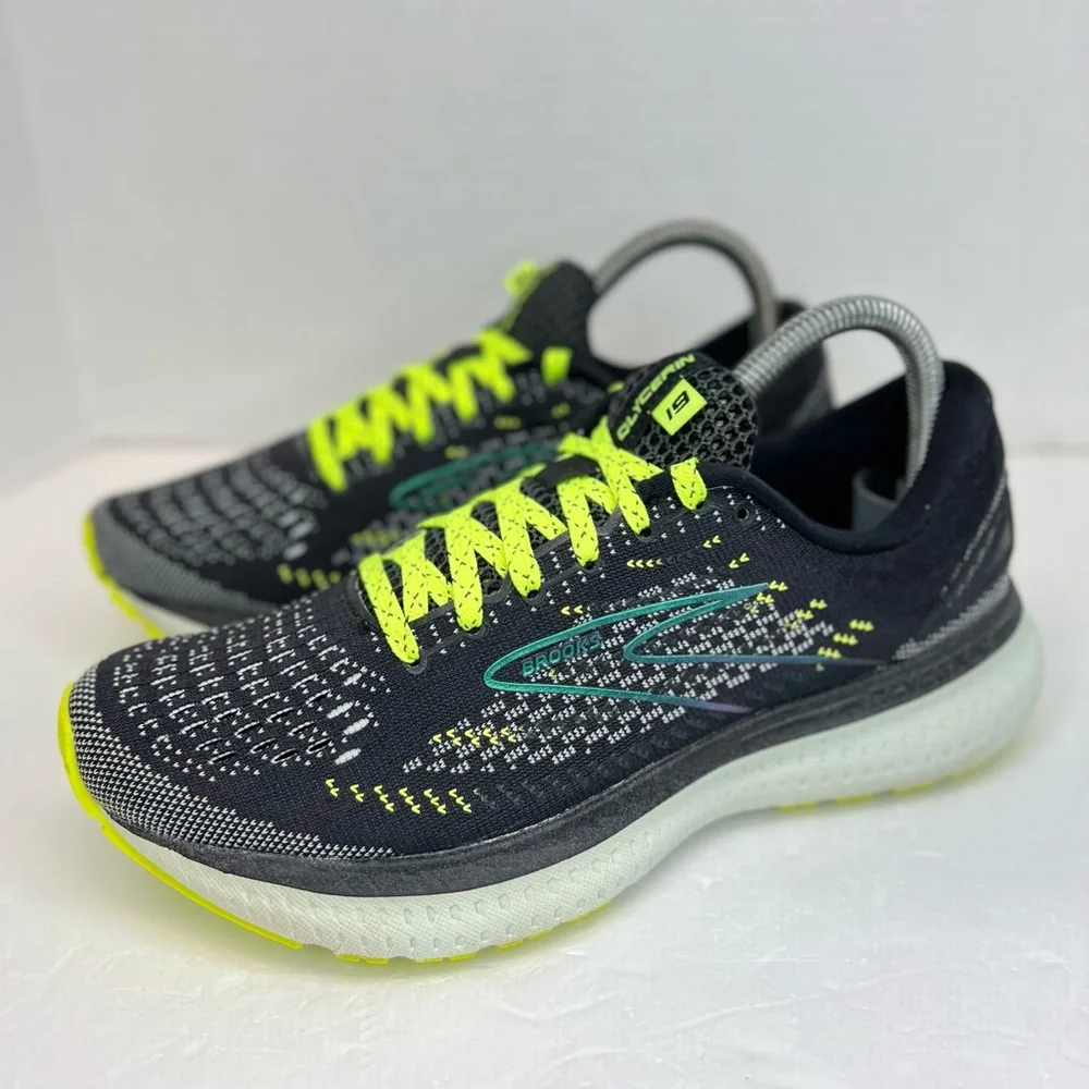 Brooks Black Neon Yellow Athletic Running Shoes with Teal Logo